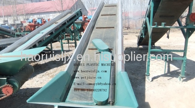 conveyor for fibre plant