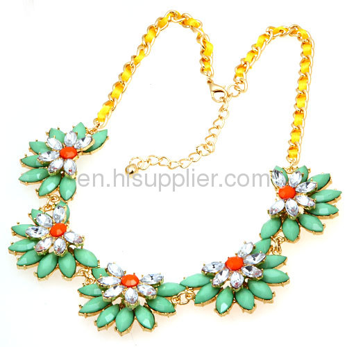 Wholesale Designer Gorgeous Color Lotus Chunky Flower CollarBib Necklace 