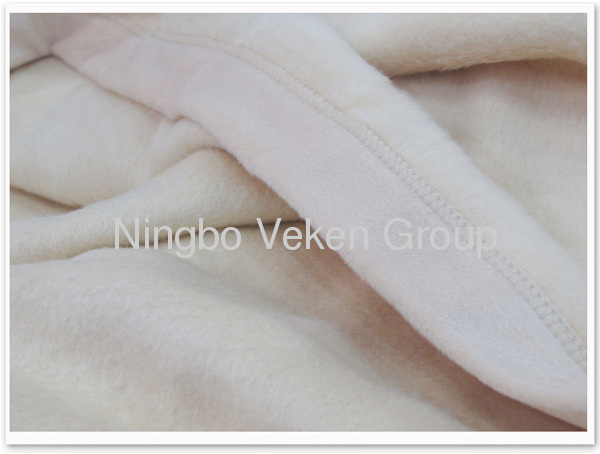 100% Silk soft blanket