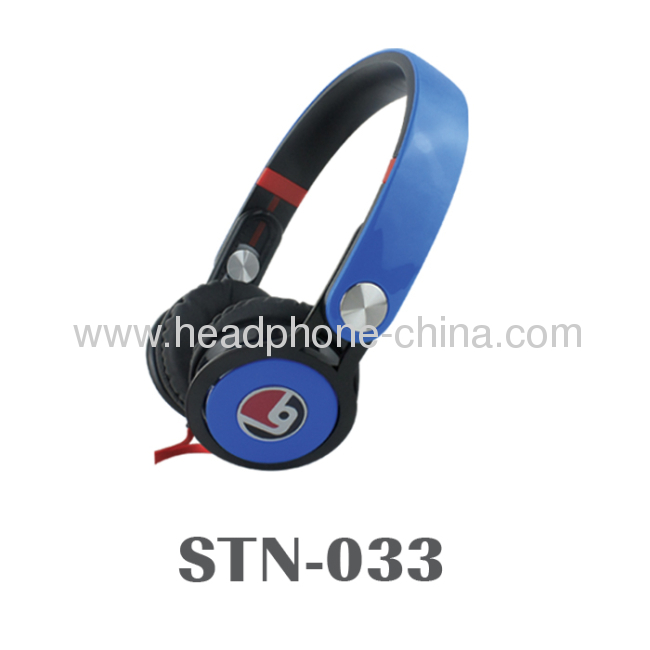 2013 Rotating Wired Stereo Over Ear Headphones Black with Red
