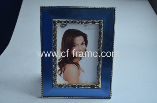 Modern Design With Gold or Silver Lining Plastic Photo Picture Frame