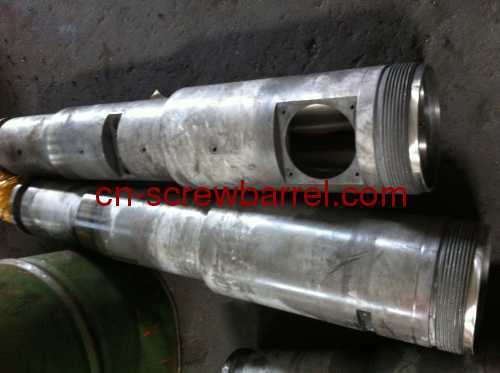 Ni-base bimetallic screw for PP.PE,PVC extrusion machine
