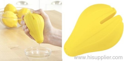 Hand Operated Silicone Lemon Juicer wholesale
