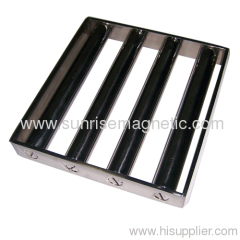 Magnetic filter with outer frame