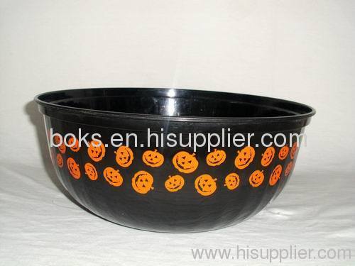 black plastic Halloween salad bowls
