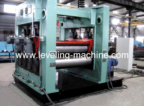 The plate straightening machine