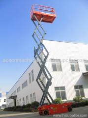 Self-propelled scissor lifting platform