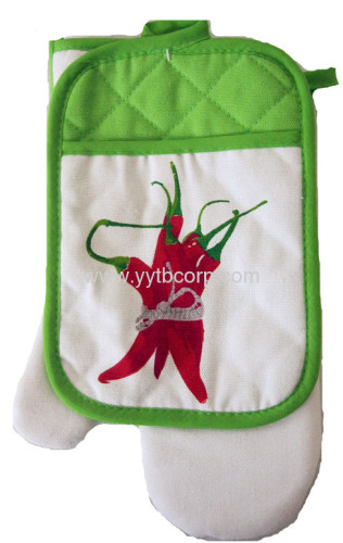 hot pepper printed Microwave Oven Heat Insulation Glove & Coaster set