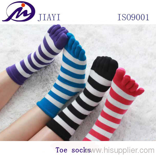 the five toe socks