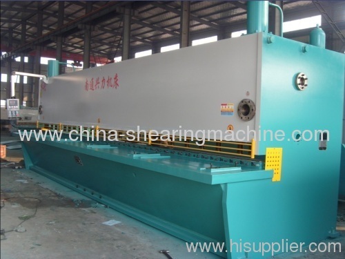 Sheet cutting in China 12X8000 NC guillotine shearing