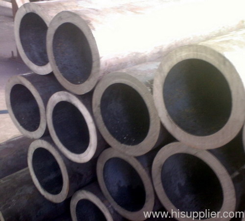 HOT ROLLED SEAMLESS STEEL PIPE FOR GAS AND OIL