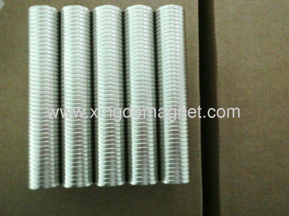 N35 D20xd16.4x2.5mm Magnetized through thickness, Nickel coated