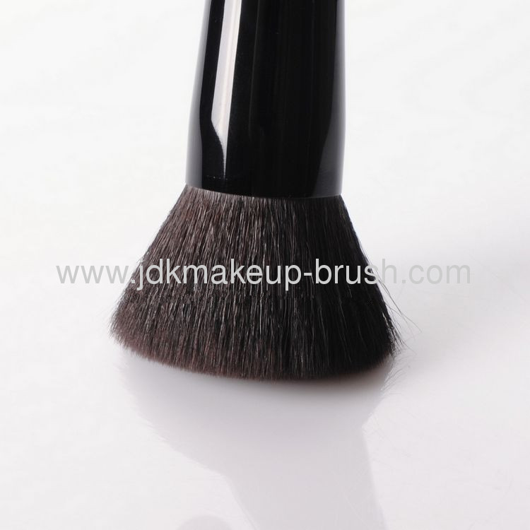 High Quality Flat Top Cosmetic Powder Brush