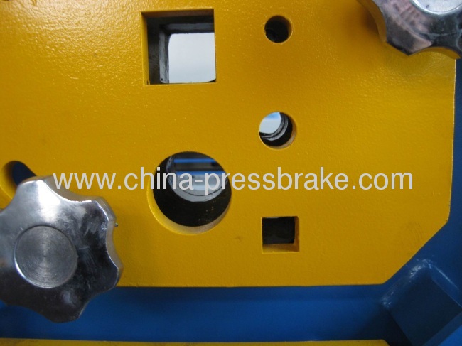 hydraulic cnc press Q35Y-30E IW-140T