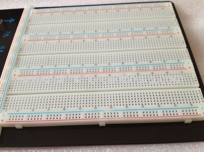 ZY-206 - -2390 points solderless breadboard