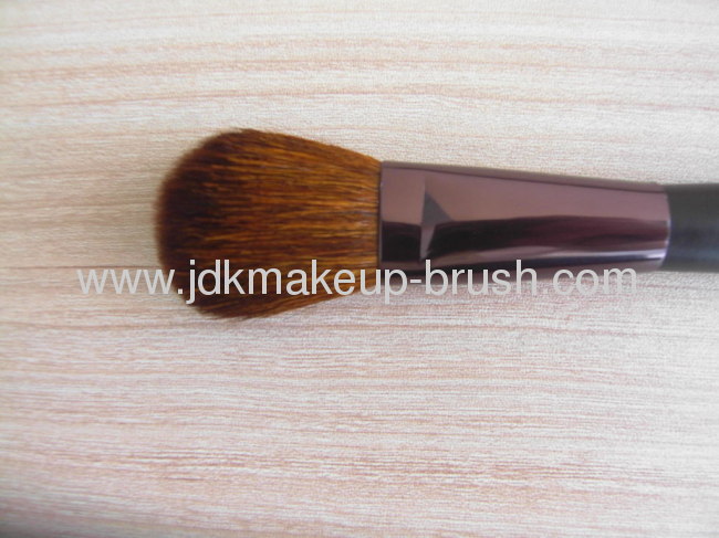 Good Goat hair Brown wood handle nice design makeup brush