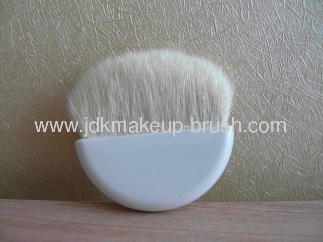 White Goat hair Small Compact Blush Brush