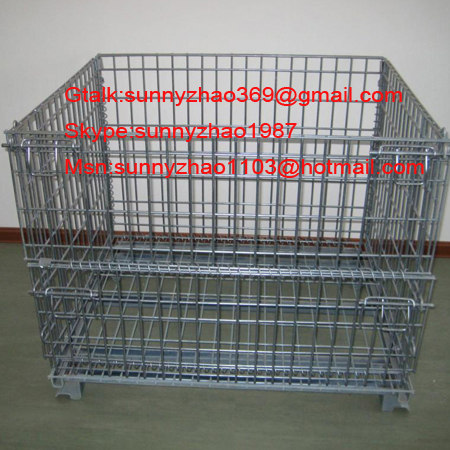 Folded metal wire mesh container