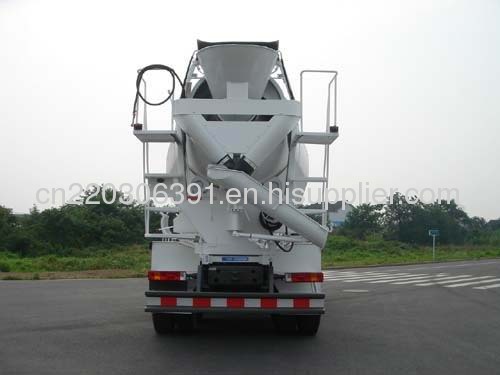 China HOWO Construction Concrete Mixer Truck South America