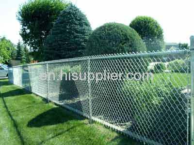 PVC-coated wire chain link fence