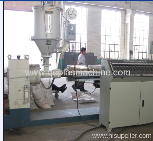 Large diameter HDPE water pipe and gas pipe extrusion making line