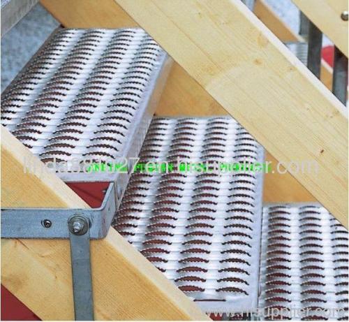 Antiskid perforated steel plate