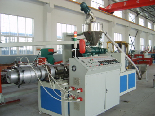 High quality-PVC pipe extruder