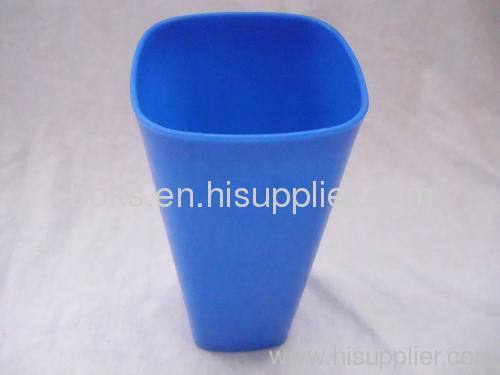 blue plastic water cups