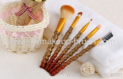 Beauty 5pcs Portable Makeup Brush Set with Pouch, OEM /ODM are avaiable