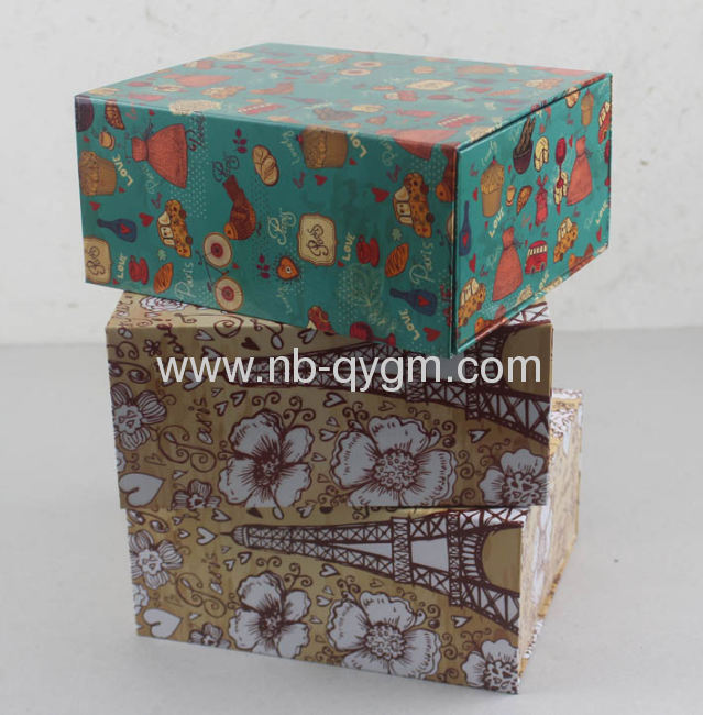 Folding Cardboard Gift Boxes