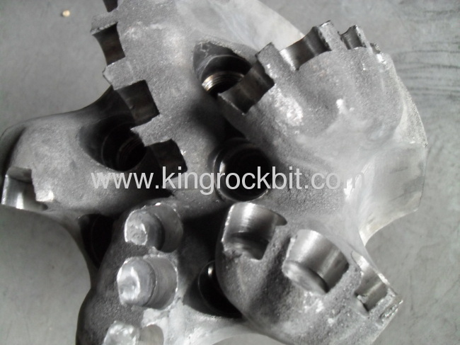 API 5 7/8TS1354 / M233 PDC Drill Bit