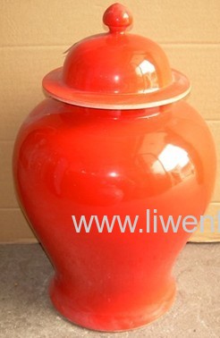 Chinese SexyRed Ceramic pot with top