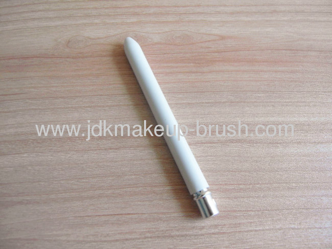 Precise Portable Pearl White Lip Brush