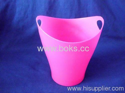 pink plastic mini ice buckets