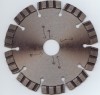 Turbo segmented with loosing noise slot blade