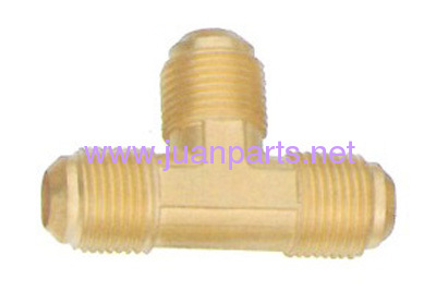 Brass pipe fitting three way tee