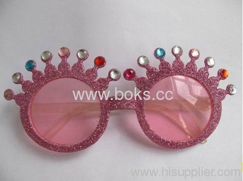 Hot selling latest fashion plastic glasses