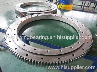 Single-row ball slewing bearing 011.30.0710