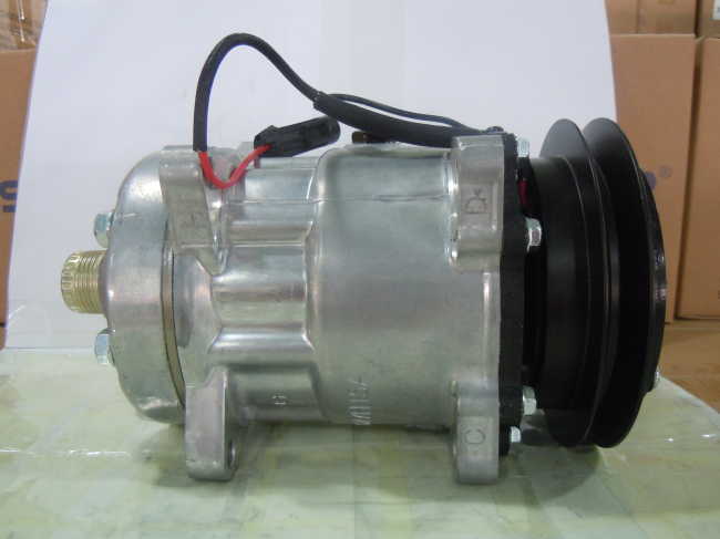 auto AC compressor SD7H15 for UNIVERSAL