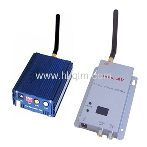 2.4 GHz 8 Channels 3000mW wireless audio video transmitter and receiver