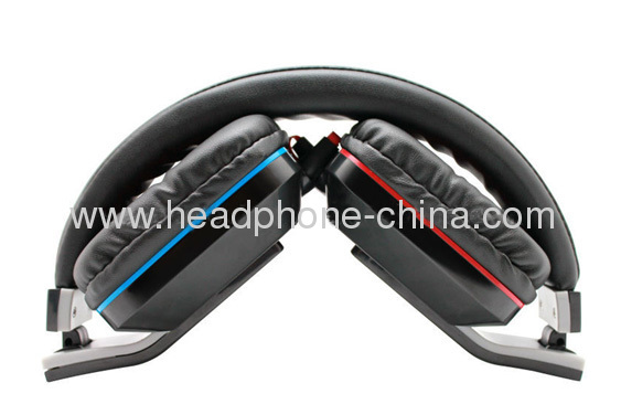 Hands Free Talk Foldable Over-Ear Stereo Headphones with MIC and Volume Control STN-132