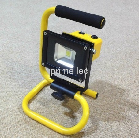 Yellow 10W 2200mAh Portable LED Flood Light 