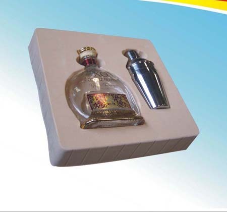 PS Clear vacuum forming blister tray for wine bottle