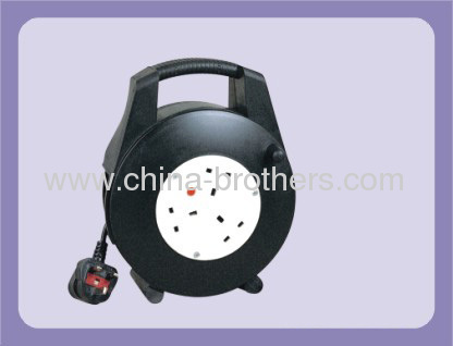 UK TYPE EXTENSION CABLE REEL WITH 3 OUTLET 10M 13A