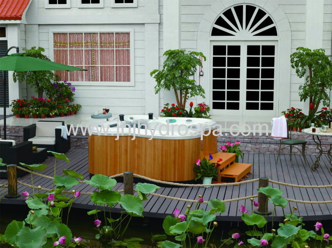 Outdoor whirlpool hot tubs