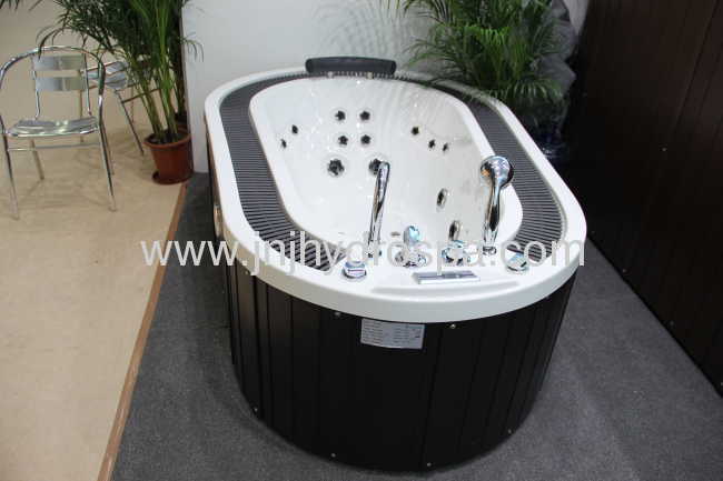 small indoor jacuzzi hot tubs