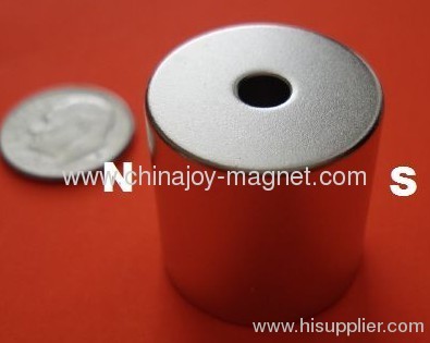 Neodymium Magnet 1 in x 1 in with 1/4 in Hole Diametrically Magnetized