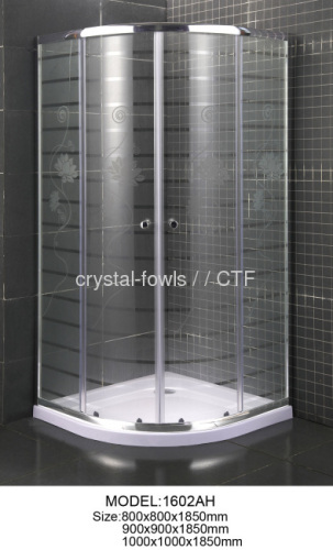 Easy clean glass walk-in shower enc