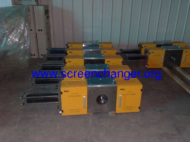 continuous screen changer for plastic extrusion machine