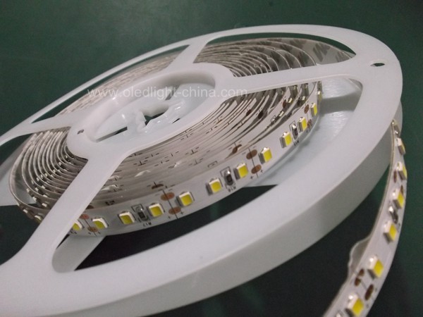 Flexible 120pcs/m 2835 SMD LED strip light tape